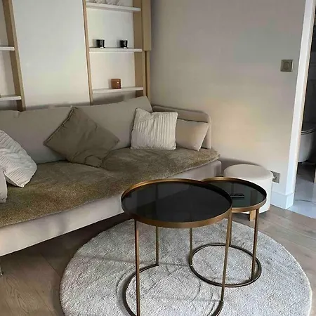 Joli 17 Appartement *